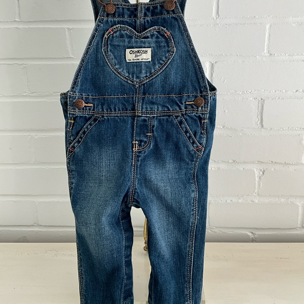 Girls Size 6-9 Months OshKosh B'gosh Denim Overalls With Heart Applique Pocket